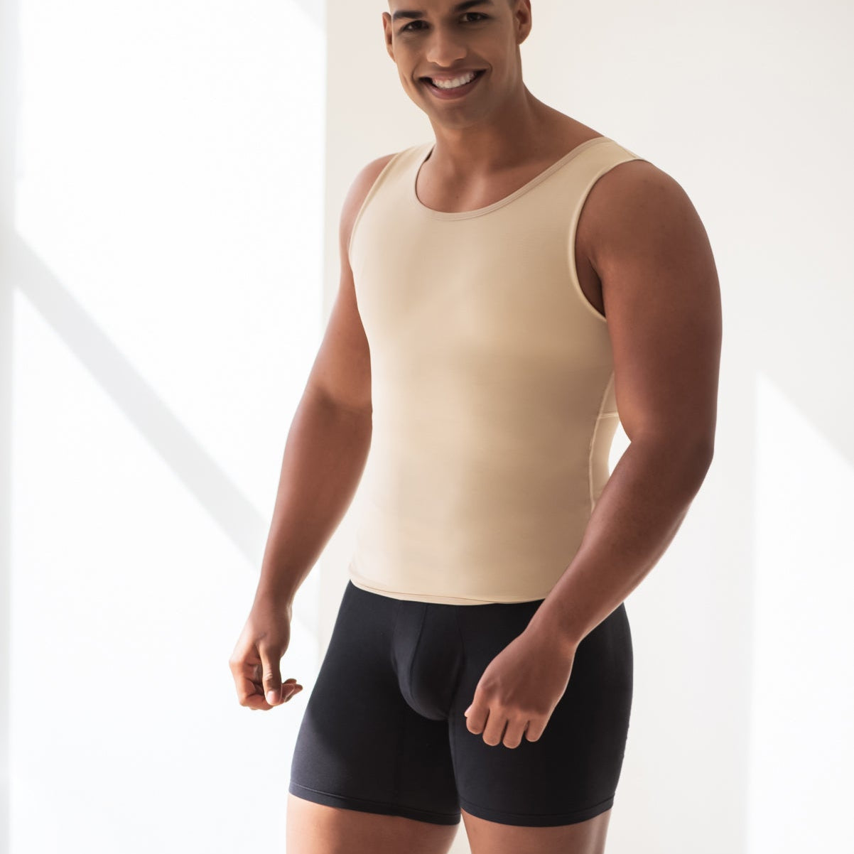 Camiseta Faja de Compresión para Hombre - Control Abdomen y Pecho - Invisible