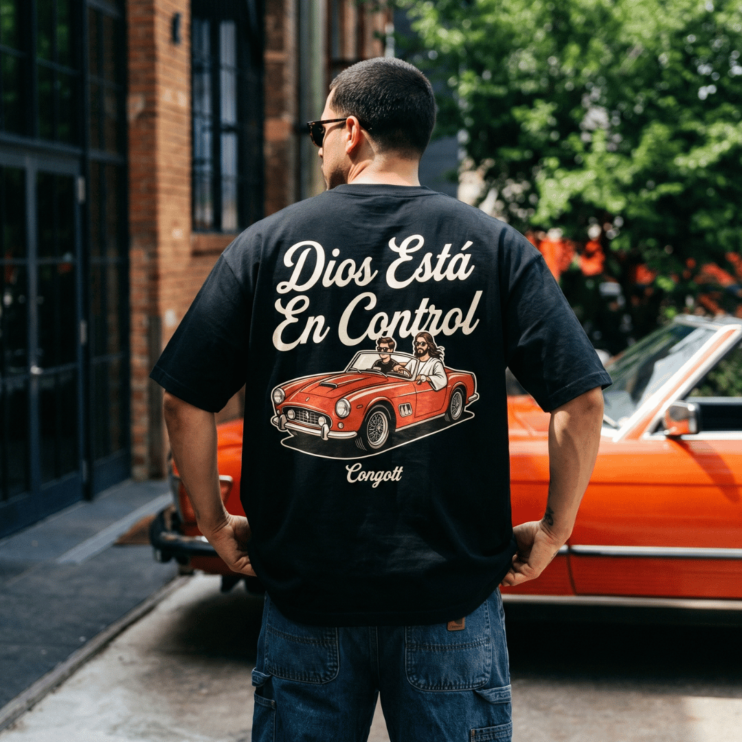 Tshirt oversized-DIOS ESTA EN CONTROL/ HOMBRE